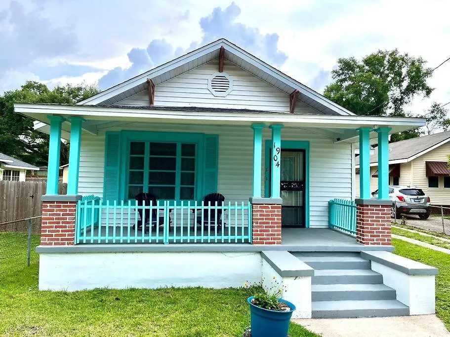 2 Bedroom Quaint Private Bungalow Nr Downtown & Beaches Pensacola United States