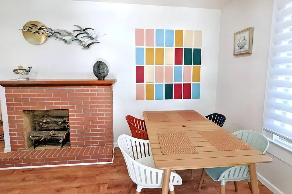 2 Bedroom Quaint Private Bungalow Nr Downtown & Beaches Pensacola