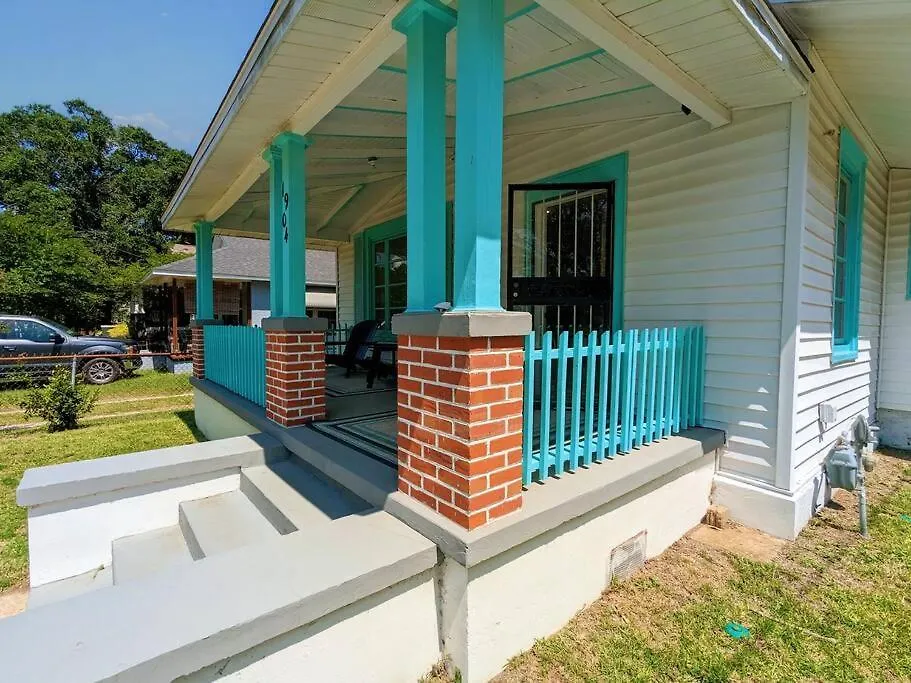 2 Bedroom Quaint Private Bungalow Nr Downtown & Beaches Pensacola